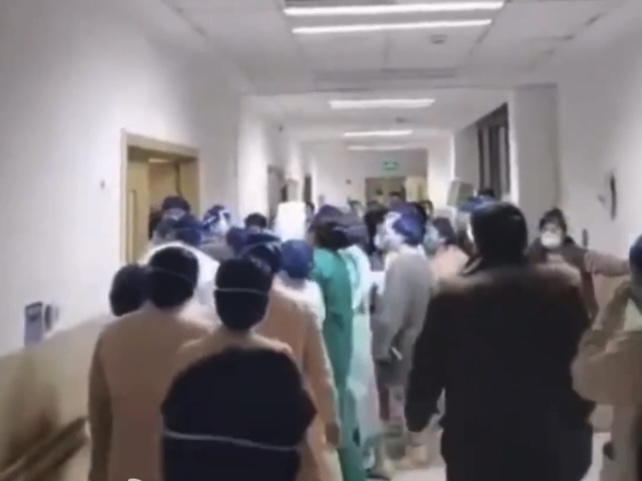 今晨体能课后，阿森纳回应争议备战法国杯，气氛紧张，医务组通报恢复-爱游戏