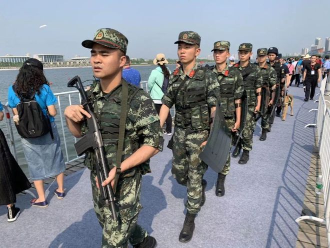 意甲赛程吃紧；金州勇士集结日止住颓势；赛场秩序良好；医务组通报恢复